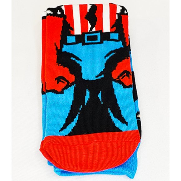 Disney Anime Socks Avengers Marvel Cartoon Figure Capt. America Unisex NWOT - Picture 3 of 5